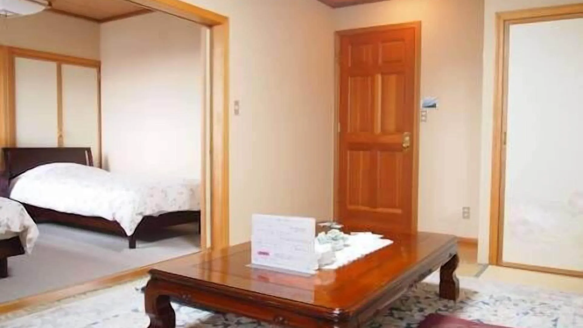 Petit Hotel Corinthian Rebun