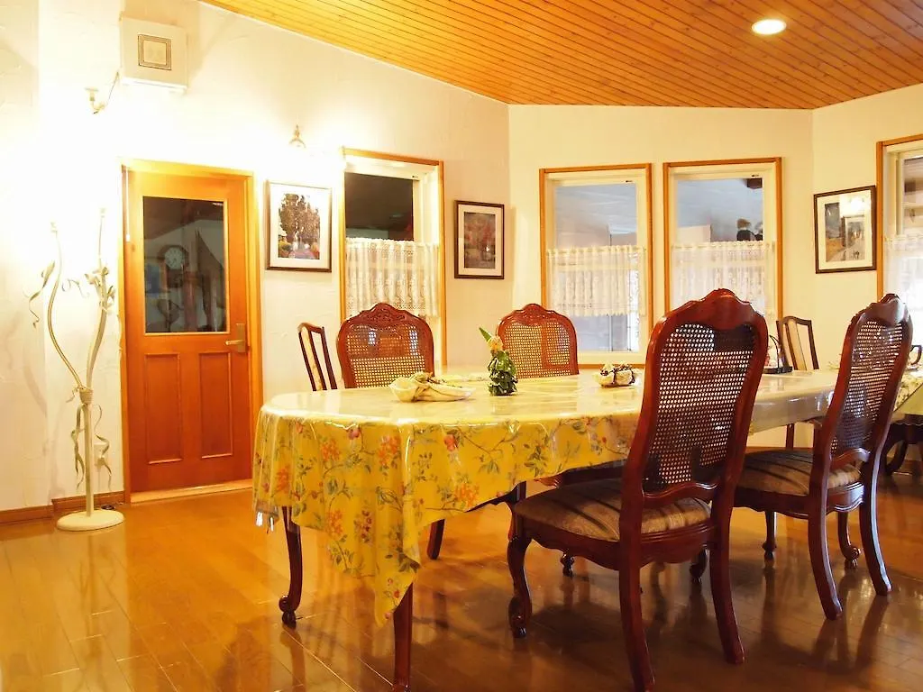 Petit Hotel Corinthian Rebun