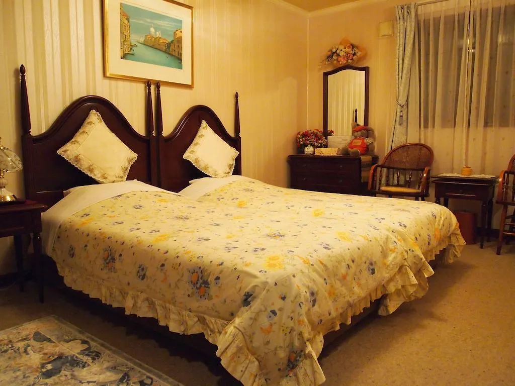 Petit Hotel Corinthian Rebun