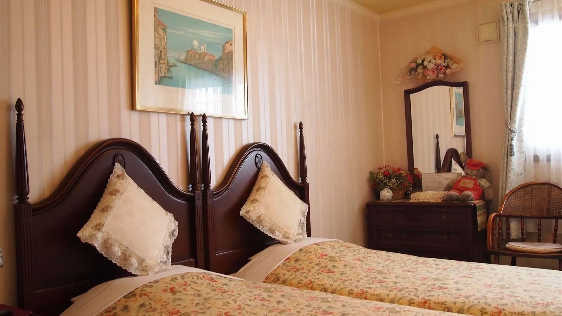 Petit Hotel Corinthian Rebun